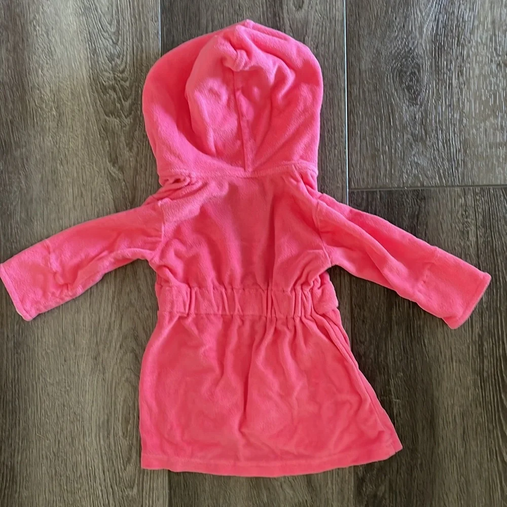 Carter’s Baby Girl’s Robe Sz 0-9M